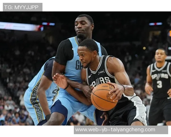 福克斯盛赞巴恩斯进攻表现认为其对球队至关重要 福克斯盛赞巴恩斯进攻表现认为其对球队至关重要