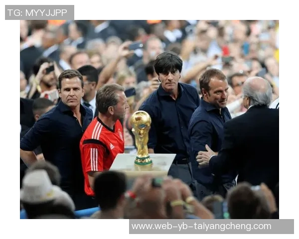 帕利尼亚坚定信心期待11月份锁定世界杯资格只差一步之遥 帕利尼亚坚定信心期待11月份锁定世界杯资格只差一步之遥