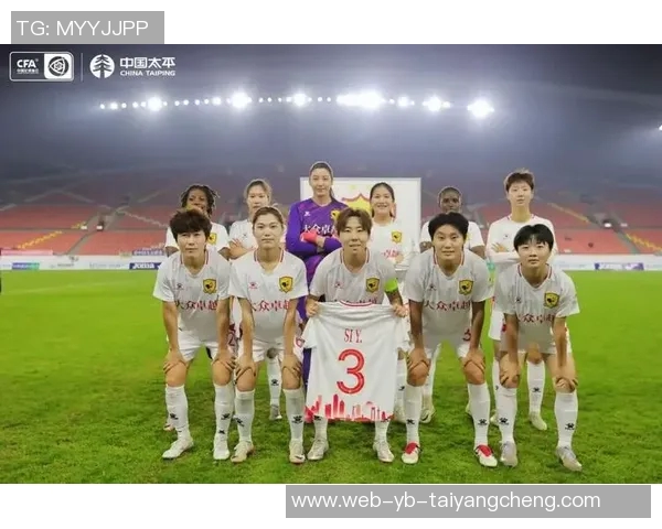 长春女足勇夺足协杯冠军长春市体育局及足协热烈祝贺球队辉煌成就 长春女足勇夺足协杯冠军长春市体育局及足协热烈祝贺球队辉煌成就